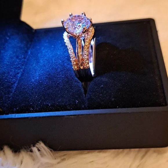 GORGOUS ROSE GOLD Overlay On Stainless Steel For Durability! - Picture 2 of 5